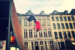 MOns4